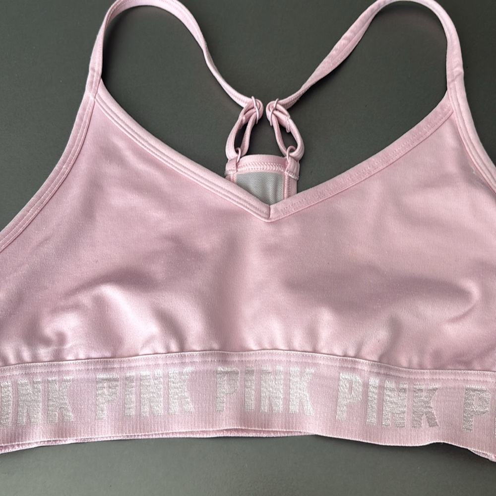 Pink Women's Intimate Bra
Excellent condition - Picture 2 of 4